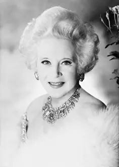 Cartland: Miss Barbara Cartland