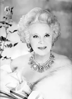 Cartland: Miss Barbara Cartland