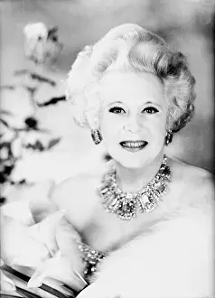 Cartland: Miss Barbara Cartland