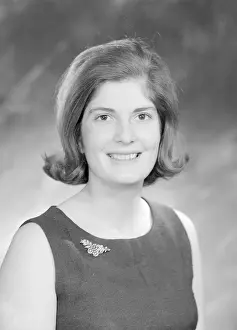 Golding: Miss C Golding