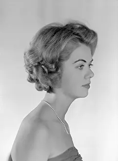 Corinna: Miss Corinna Hawksworth