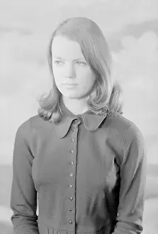 Daphne: Miss Daphne Innes