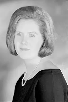 Machin: Miss Diana Machin