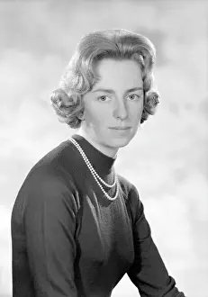Hicks: Miss E Hicks Black