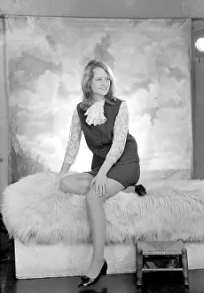 Hogg: Miss F. Hogg