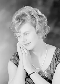Simkins: Miss F Simkins