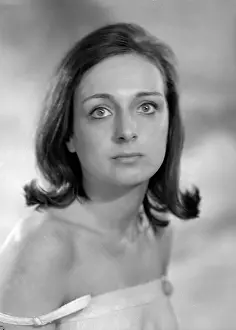 Hayward: Miss Gillian Hayward