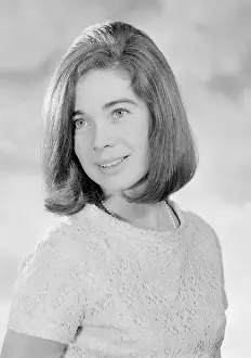 Gillian: Miss Gillian Turnham