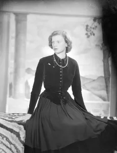 Gwynne: Miss June Gwynne
