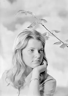 Melanie: Miss Melanie Newbery