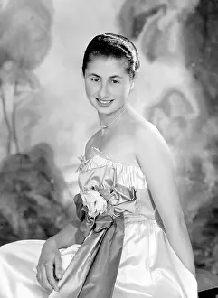 Gluckstein: Miss P Gluckstein