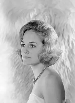 Munro: Miss V Munro