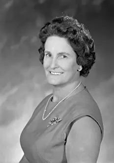 Waring: Miss Waring