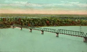Hannibal: Mississippi River Bridge. Hannibal