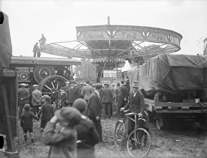 Roundabouts: MITCHAM FAIR 1930S