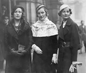 Mitford: Three Mitford Sisters: Unity, Diana and Nancy
