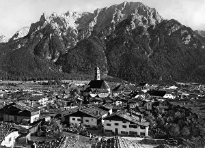 Rises: Mittenwald with Northern Karwendel Range, around 1930
