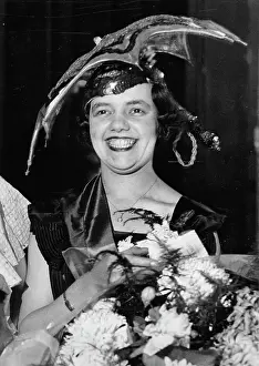 Unmarried: Mlle Boussard - the Catherinettes-Queen