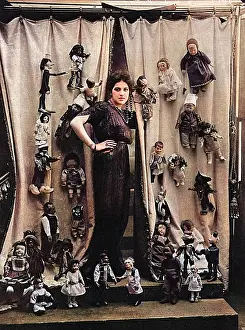 Crazes: Mlle. Lyska Kostio and her collection of dolls