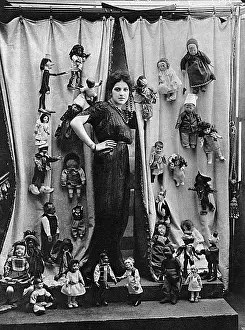 Crazes: Mlle. Lyska Kostio and her collection of dolls