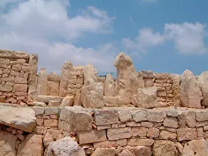 Wied: MNAJDRA TEMPLES/MALTA