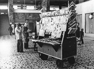 Vending: Mobile newspaper stand 1976