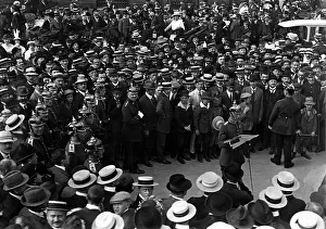 Imminent: Mobilization in Berlin, 1914