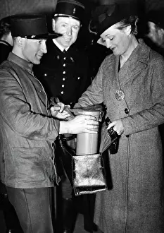 Distributed: Mobilization in France, 1939