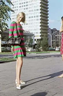 Velikzhanin: Model, 1969
