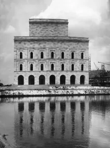 Scaffolding: Model making of the Congress Hall at the Dutzendteich
