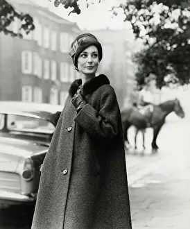 Harper: Model - Outdoor - A-line swing coat