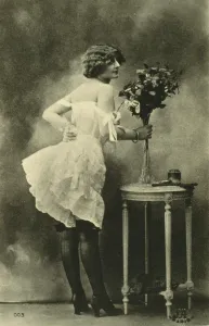 Erotica: Model posing in a sexy glamour pose