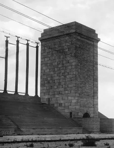 Provide: Model of a tower on the Maerzfeld of the Reich