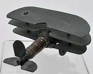 Sparkplug: Model of triplane, sparkplug fuselage and metal wings, WW1