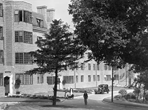 Modernity: MODERN FLATS