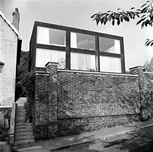 Swains: Modern House