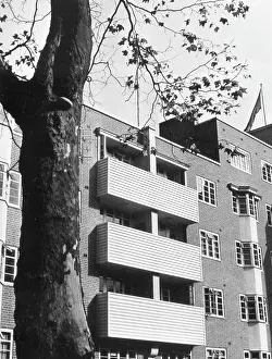 Weatherboarded: MODERNIST FLATS