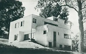 Totnes: Modernist House In Dartington Hall, Devon