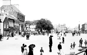 Moffat: Moffat, High Street 1890