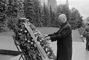 Mohammad: Mohammad Hasan Sharq visits USSR