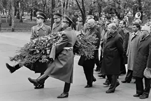 Mohammad: Mohammad Hasan Sharq visits USSR