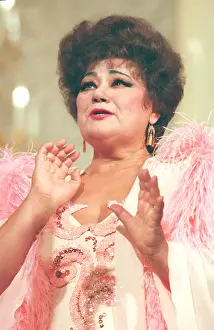 Moldovan: Moldovan opera singer Maria Bie?u, 1995