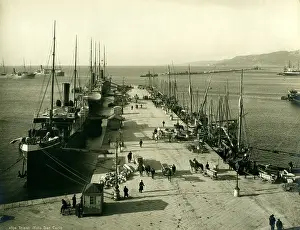 Molo: Molo San Carlo harbour