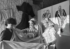Tailoring: Molodost tailoring shop