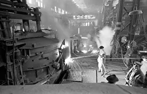 Kladno: Molten steel - foundry - workers