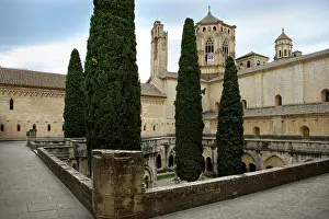 Brethren: Monestir de Poblet (Poblet Monastery)