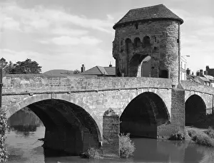 1270: MONNOW BRIDGE