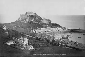 Orgueil: Mont Orgueil Castle - architecture - historical