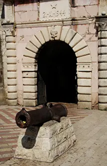 Montenegro: Montenegro. Kotor. The Sea Gate
