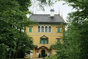 Hellbrunn: The month castle in Hellbrunn